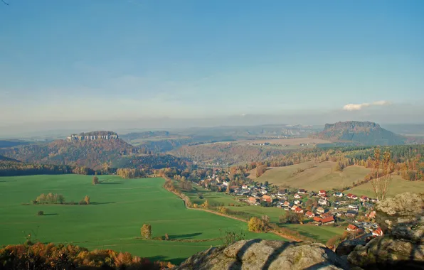 Картинка поле, небо, деревья, город, гора, дома, Германия, долина