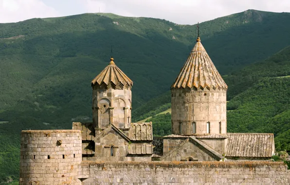 Hay, Tatev, Vanq