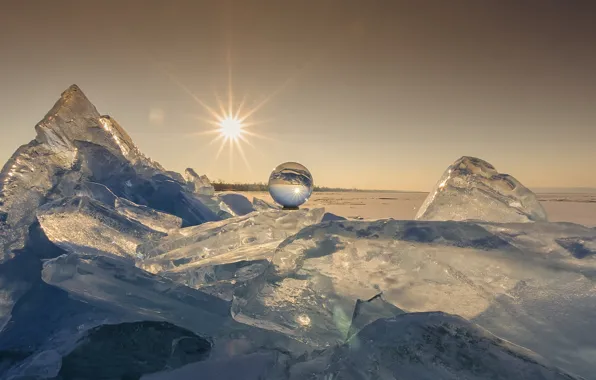 Картинка зима, солнце, шар, лёд, льдины, Венгрия, Hungary, озеро Балатон