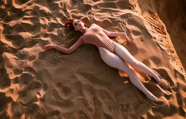 Bodysuit, model, sand, women, redhead, hips, closed eyes, curvy