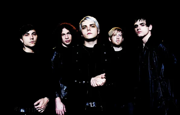 Gerard way, mikey way, my chemical romance, frank iero, ray toro, bob bryar, the black …