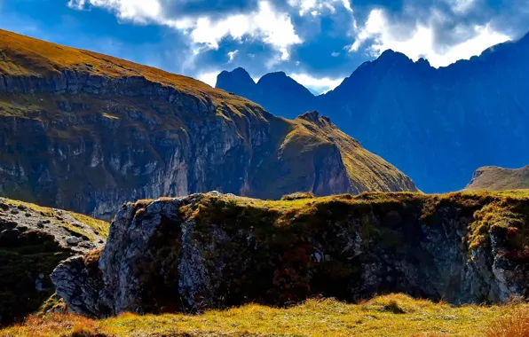 Картинка облака, горы, камни, скалы, солнечно, Словения