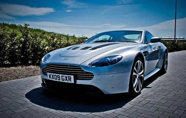 Картинка обои, Aston Martin, Vantage, cars, auto, wallpapers, V12, сars wall