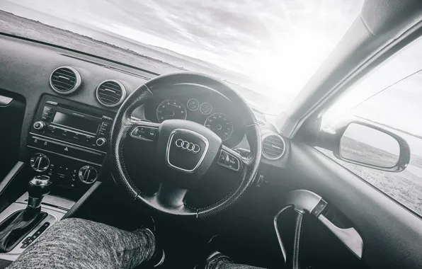 Картинка Audi, черно-белое, салон