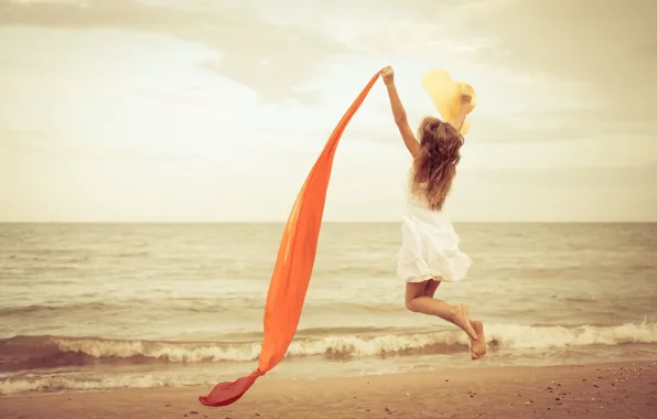 Картинка песок, море, пляж, вода, девушка, радость, счастье, река
