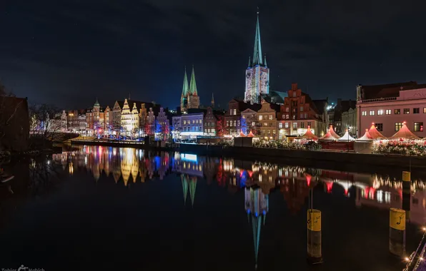 Картинка небо, ночь, город, отражение, река, здания, дома, Германия