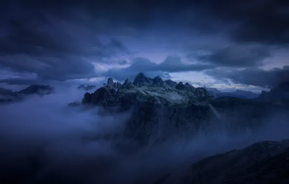 Картинка облака, горы, ночь, туман, вечер