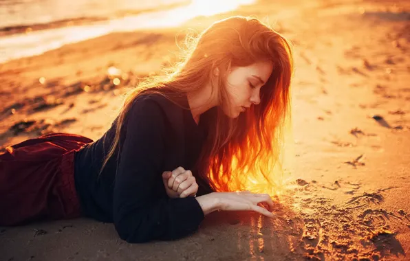 Картинка girl, beach, twilight, Model, long hair, brown hair, photo, sunset