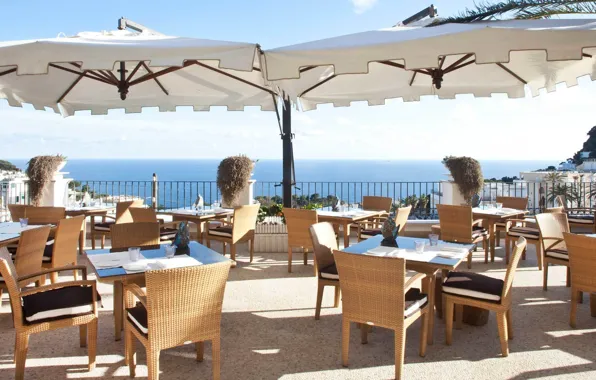 Beach, restaurant, views of the ocean