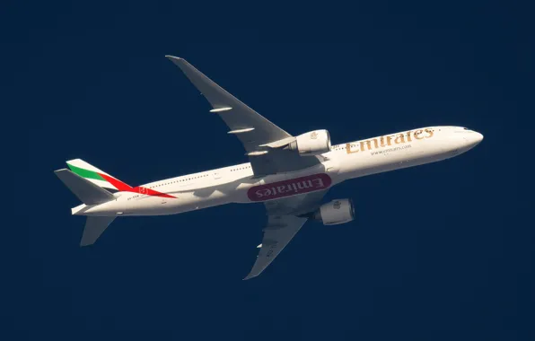 Самолет, Boeing, Boeing 777, Авиалайнер, В полете, Emirates Airlines, Boeing 777-300