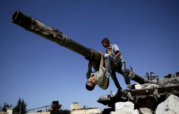 Картинка небо, обломки, дети, танк, пушка, Сирия, Syria