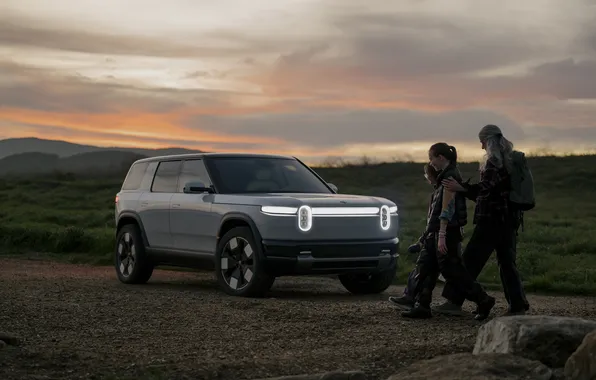 Rivian, 2024, Rivian R2