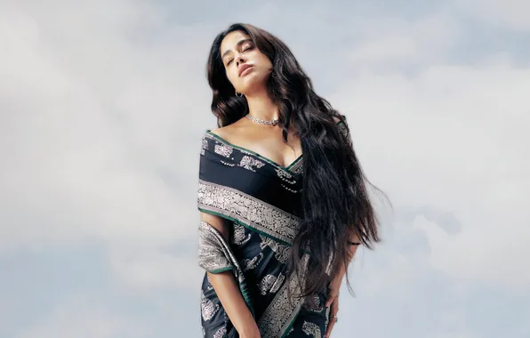 Saree, Indian actress, Elle Magazine, Janhvi Kapoor