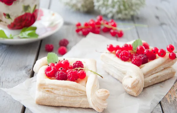 Выпечка, Pastries, Слойки с кремом и ягодами, Pastries with cream and berries