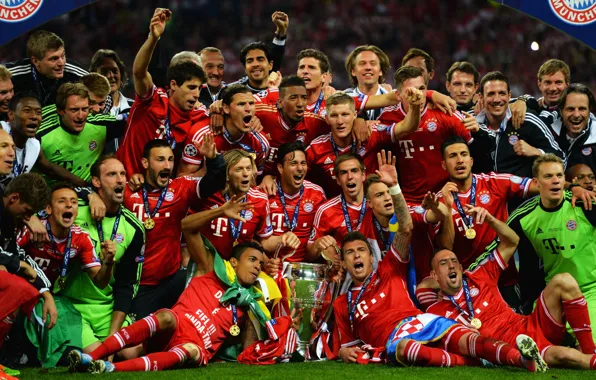 Картинка Бавария, Футбол, Лига Чемпионов, Champions League, UEFA, Уэмбли, Bayern, Чемпионы