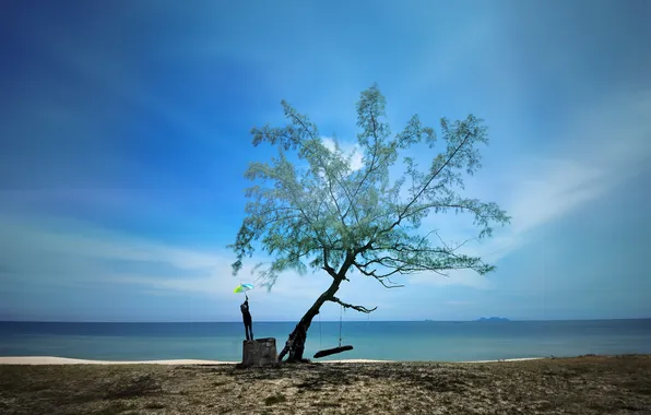Картинка море, небо, качели, дерево, человек, зонт