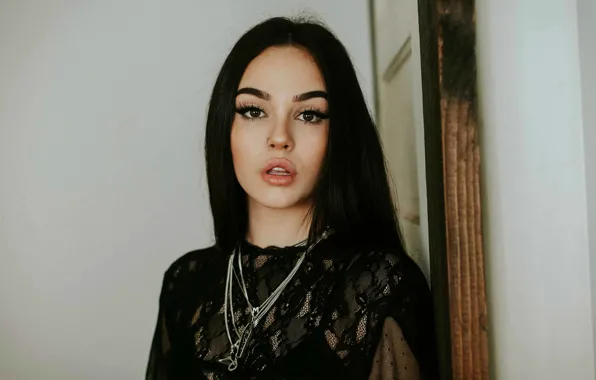 Взгляд, девушка, лицо, макияж, брюнетка, губы, Maggie Lindemann