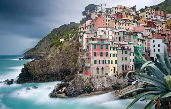 Море, город, скала, дома, Italy, Riomaggiore, Cinque Terre