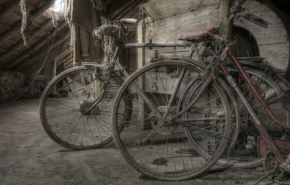 Картинка фон, велосипеды, чердак