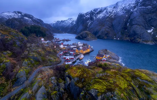 Картинка coast, houses, village, boats, Norway, cliffs, fiord