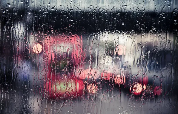 Картинка стекло, вода, город, дождь, улица, ливень, потоки, bokeh