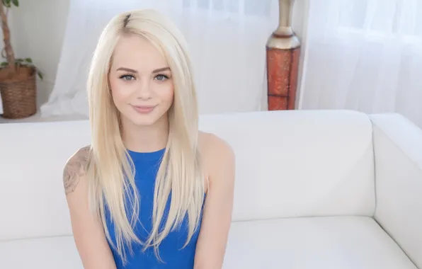 Model, Smile, Tattoo, Close Up, Elsa Jean, On The Couch, Platinum Blonde