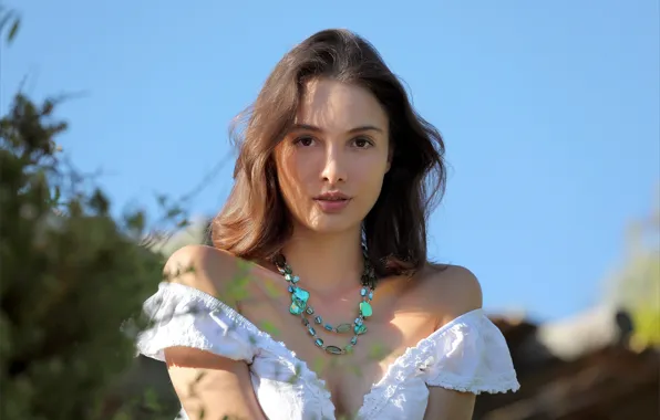 Cleavage, model, brunette, gorgeous, photoshoot, posing, busty, closeup