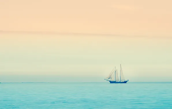 Море, закат, лодка