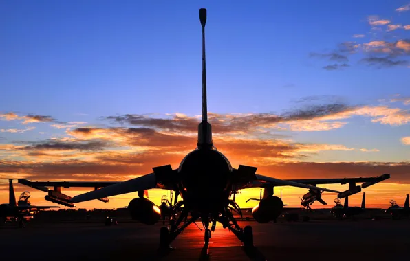 Картинка twilight, sky, aircraft, sunset, F-16, clouds, aviation, General Dynamics F-16 Fighting Falcon