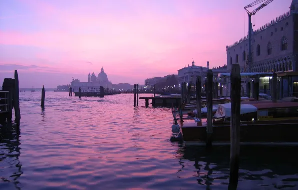 Картинка вода, город, причал, Италия, Венеция