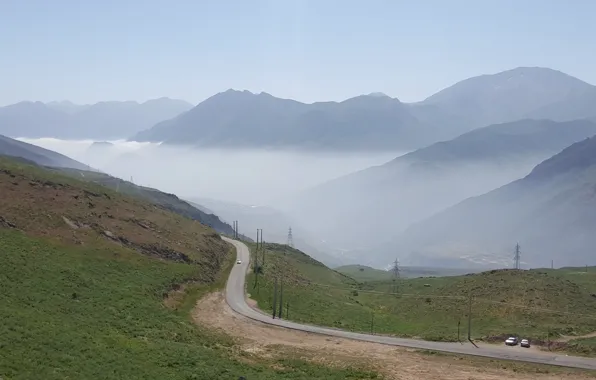 Grass, cloud, mountain