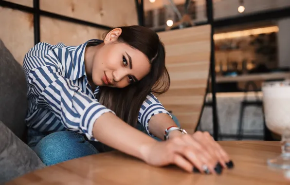 Картинка Asian, model, women, jeans, brunette, table, watch, couch