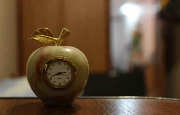 Часы, яблоко, quartz