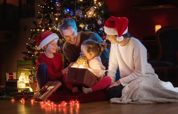 Картинка дети, женщина, елка, семья, Рождество, подарки, Новый год, мужчина