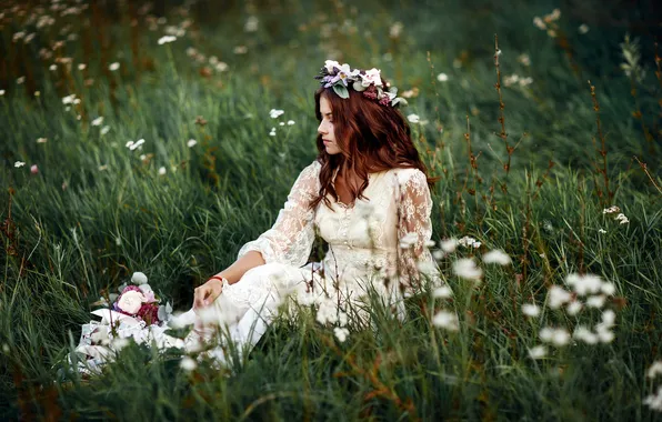 Девушка, настроение, платье, шатенка, сидит, венок, в белом, в траве
