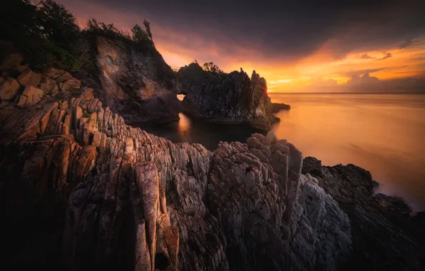 Море, закат, камни, скалы, берег, растительность, вечер, рельеф