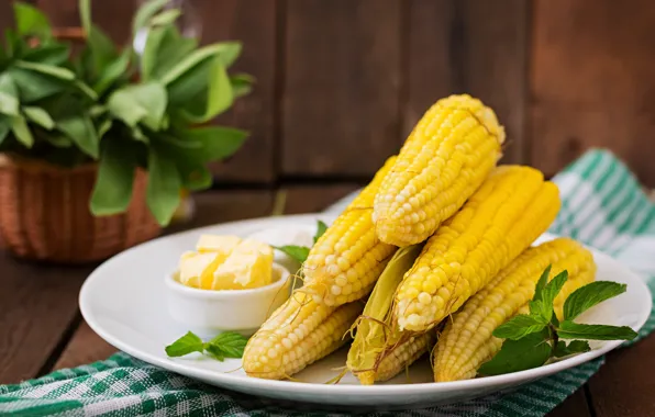 Кукуруза, початки, сливочное масло