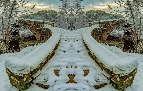 Картинка зима, иней, небо, снег, деревья, река, каменный мост
