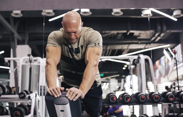 Поза, актёр, muscle, мышцы, атлет, гантели, бицепс, gym