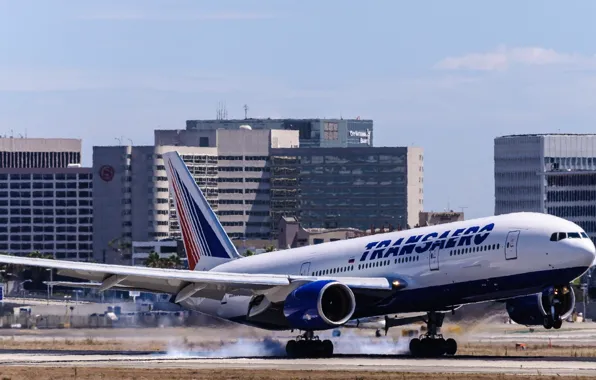 Картинка аэропорт, Boeing, самолёт, посадка, боинг, 777, пассажирский, Трансаэро