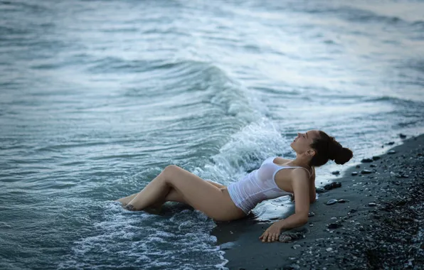 Ass, beach, sea, boobs, model, women, brunette, hips