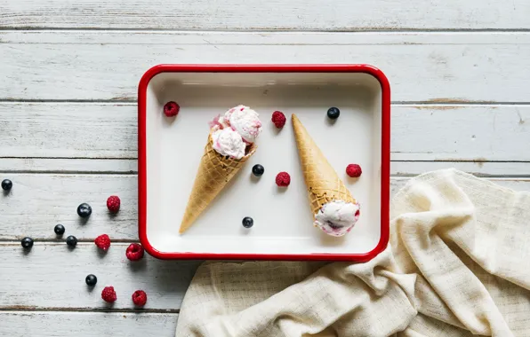 Ягоды, малина, черника, мороженое, десерт, wood, вафельный рожок, Ice cream