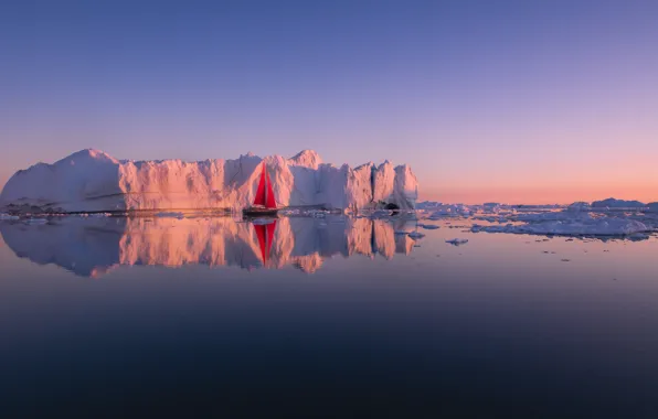 Картинка море, отражение, лодка, яхта, айсберг, алые паруса, Гренландия, Greenland