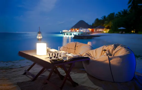 Картинка тропики, океан, лампа, вечер, столик