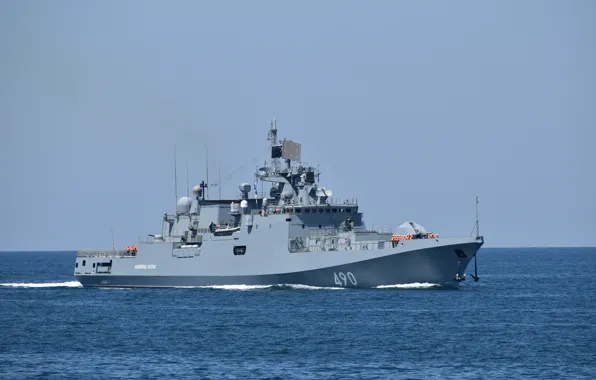 Фрегат, Адмирал Эссен, автор Erne