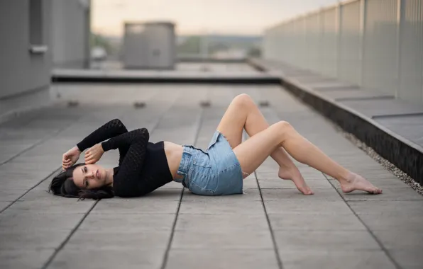 Картинка девушка, лежит, ножки