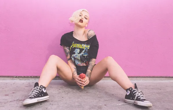 Legs, short hair, model, tattoo, women, blonde, red lipstick, bare shoulders