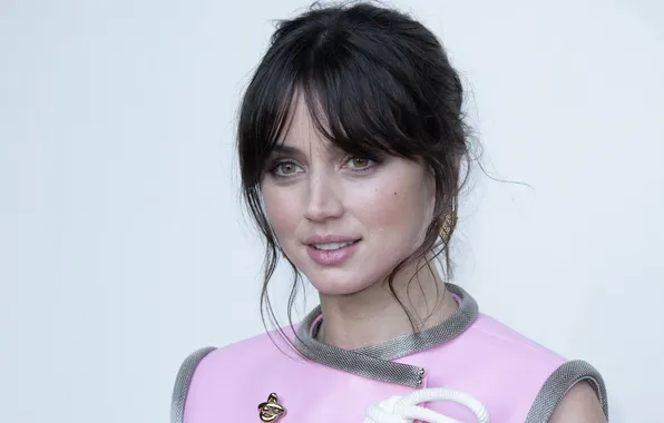 Взгляд, улыбка, макияж, актриса, брюнетка, hair, Ana de Armas, Ана де Армас