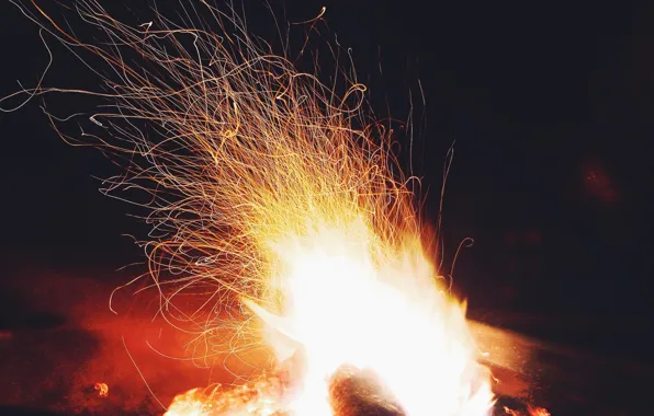 Картинка огонь, пламя, искры, fire, flames, sparks