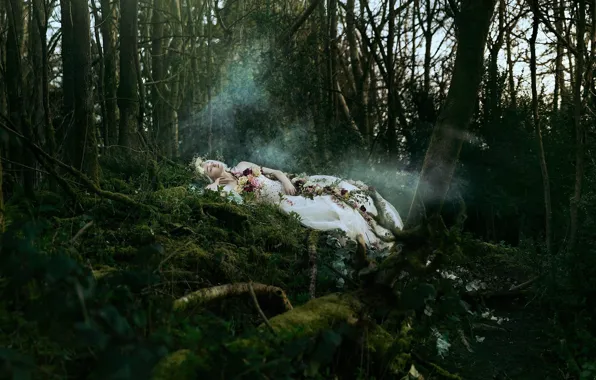 Картинка лес, девушка, цветы, ситуация, спящая, Bella Kotak, A silent song